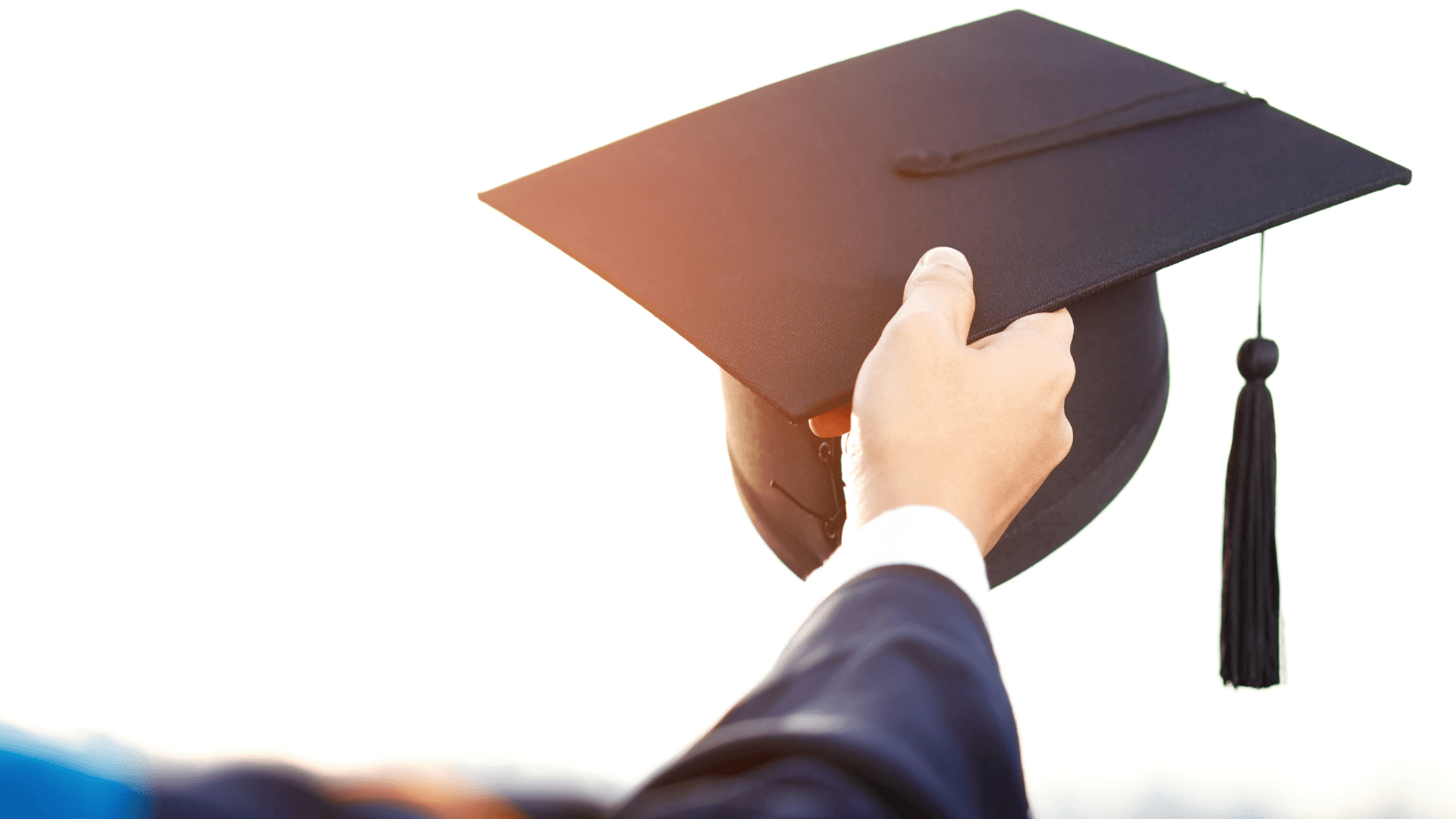 Bill guaranteeing admission to UW, tech schools for top students signed into law