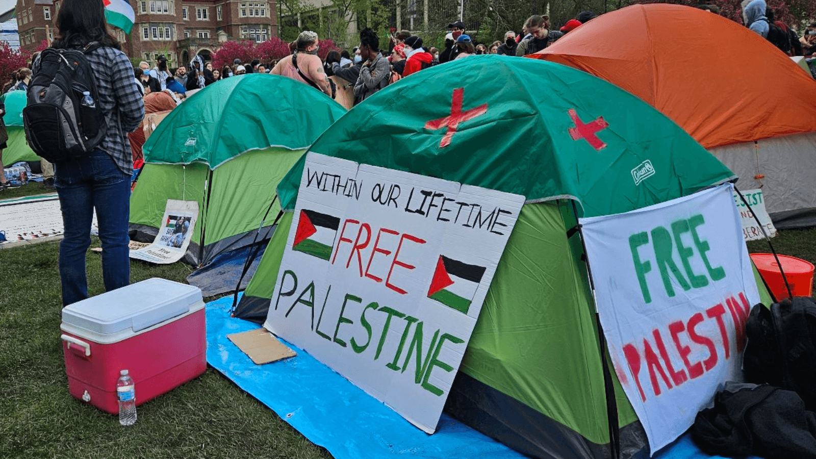 UW officials, protesters agree to clear encampment on campus