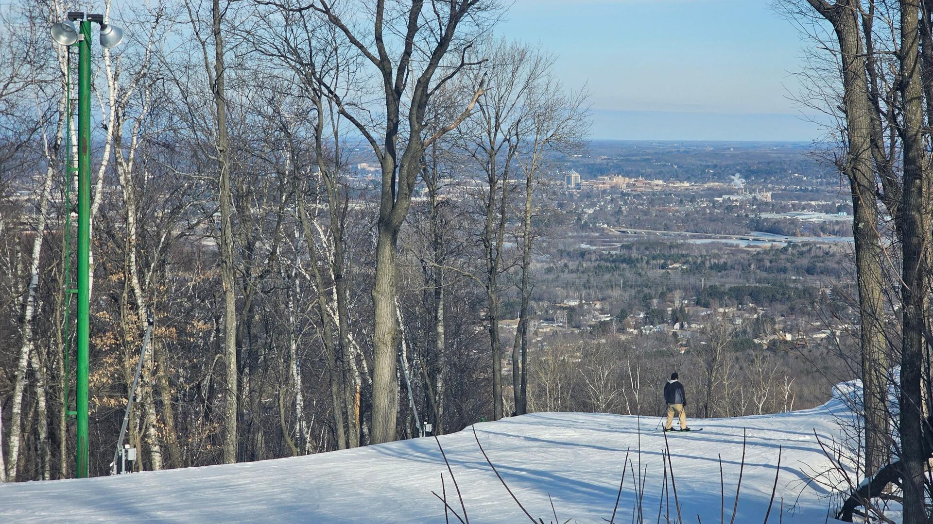 Granite Peak Ski Hill Opens on Rib Mountain in Central Wisconsin